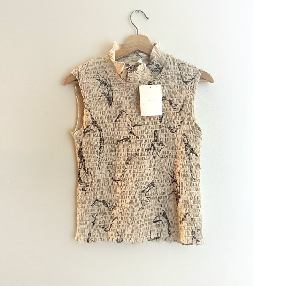 OAK + FORT sleeveless Blouse Mock Neck Rushed Oatmeal Swirl Pattern Brand New